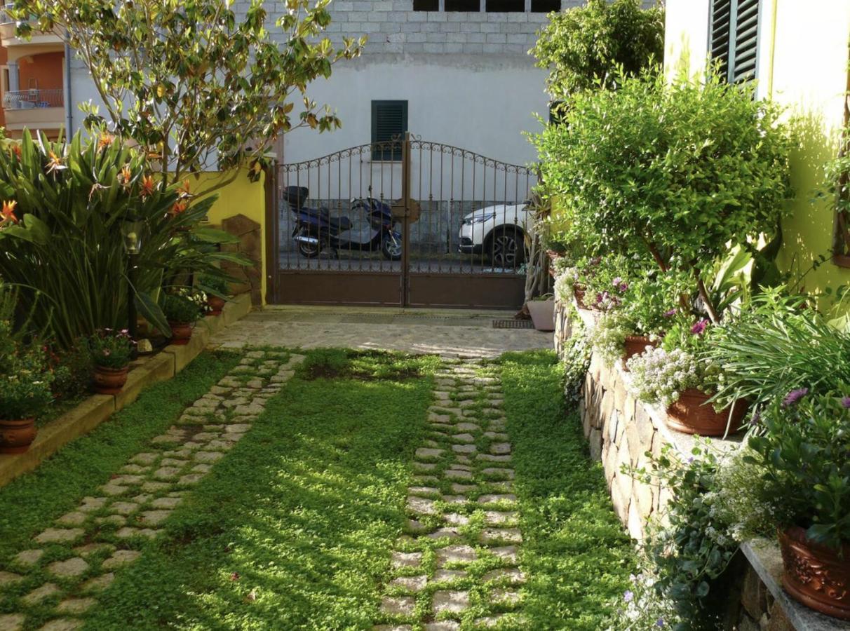 Lovely Flat In Northern Sardinia فاليدوريا المظهر الخارجي الصورة