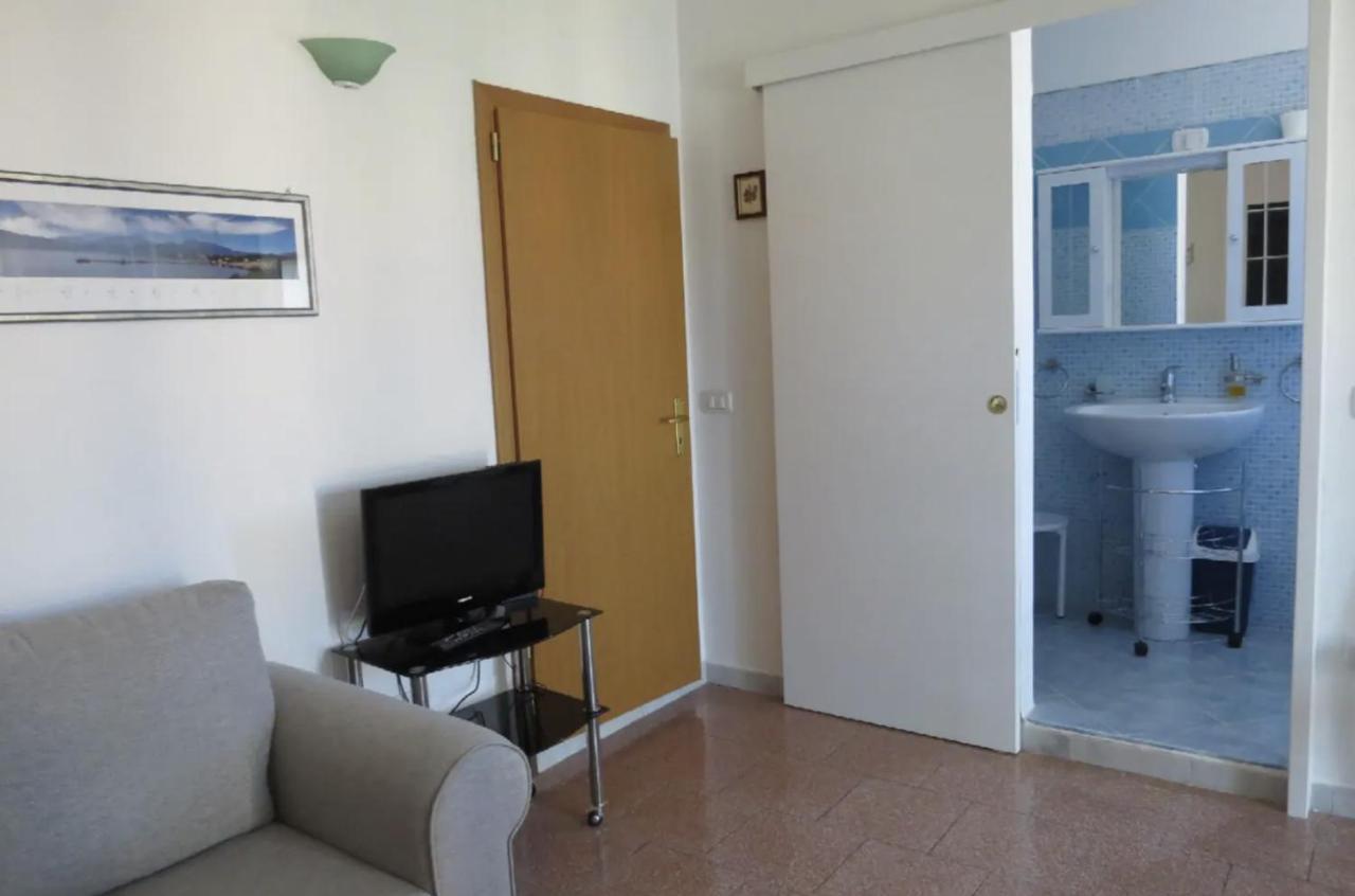 Lovely Flat In Northern Sardinia فاليدوريا المظهر الخارجي الصورة